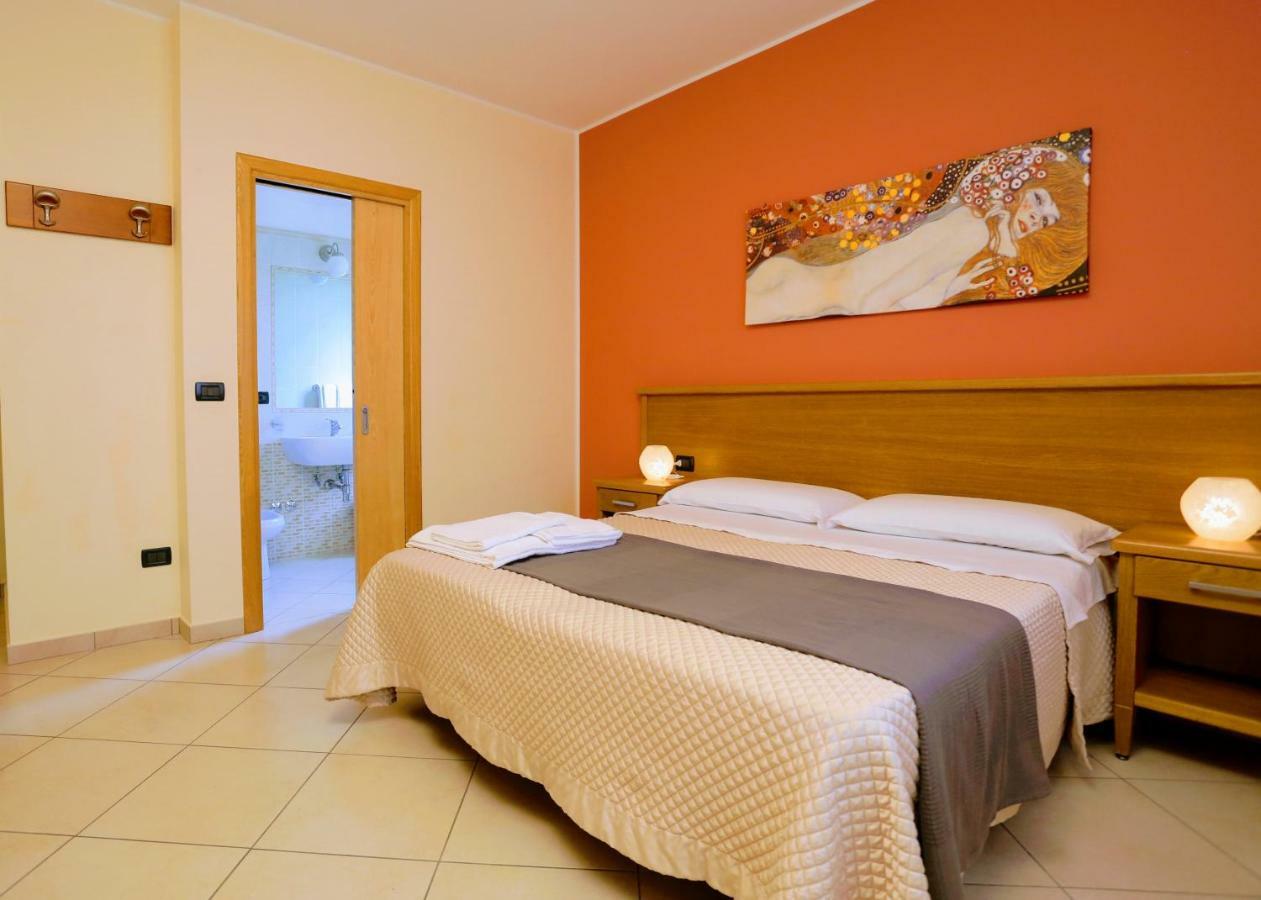 Zama Bed&Breakfast Scalea Eksteriør billede